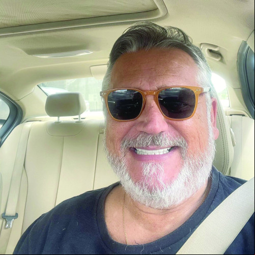 Ainda é tempo de parabenizar, Carlos Basílio, que ontem completou mais um ano de vida. Parabéns! - (Arquivo Pessoal)