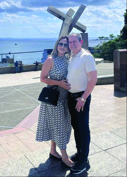 #Viagem - Um click dos queridos Dani Carvalho & Reginaldo Carvalho em recente viagem de férias em Salvador / Bahia. Chics!!! - ()