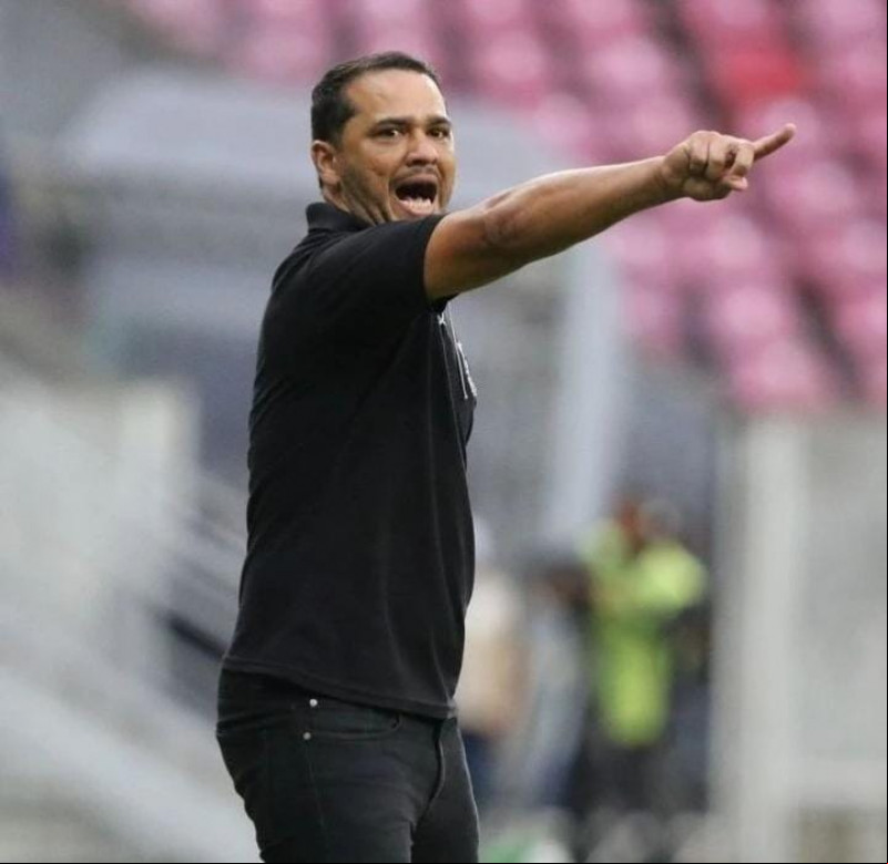 Dico Wooley, novo técnico do River, comandará equipe na partida da Copa do Nordeste. - (Reprodução/Instagram)