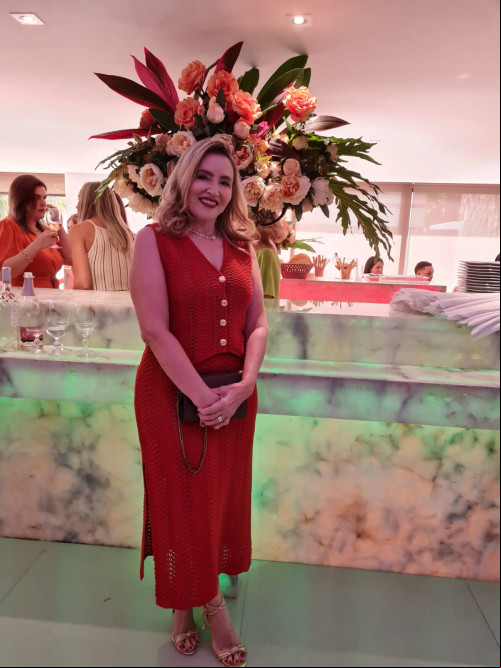#Elegante - Um click da querida Neide Moura - by Via Neide, presença confirmada no nosso Café Chics!!! - (Luciêne Sampaio)