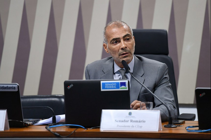 Senador Romário durante audiência na comissão - (Edilson Rodrigues/Agência Senado )