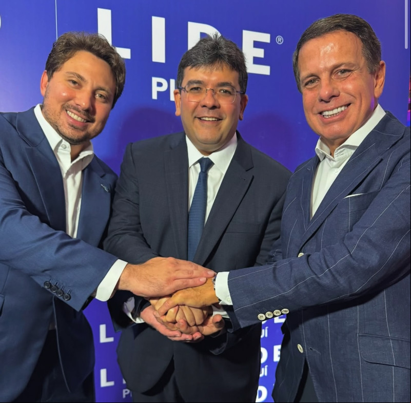 #Liderança - O LIDE Piauí foi oficialmente inaugurado em Teresina sob a liderança do empresário Felipe Arraes. O evento contou com a presença do governador Rafael Fonteles e do ex-governador de São Paulo, João Doria, destacando o potencial do estado nos setores de energia, agronegócio e inovação. Um marco importante para o empreendedorismo e o desenvolvimento econômico do Piauí. Chics!!! - (Arquivo Pessoal)