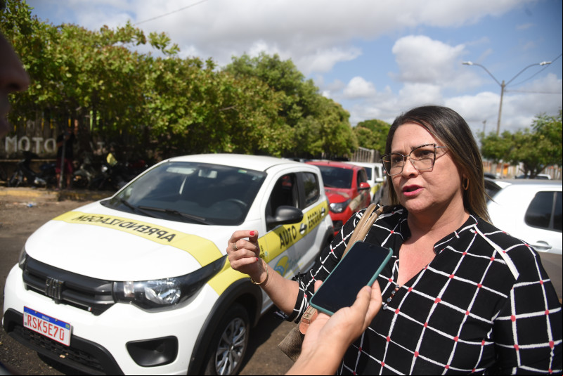Manifestação das autoescolas no Detran, Dejacira Vieira - (Assis Fernandes / O DIA)