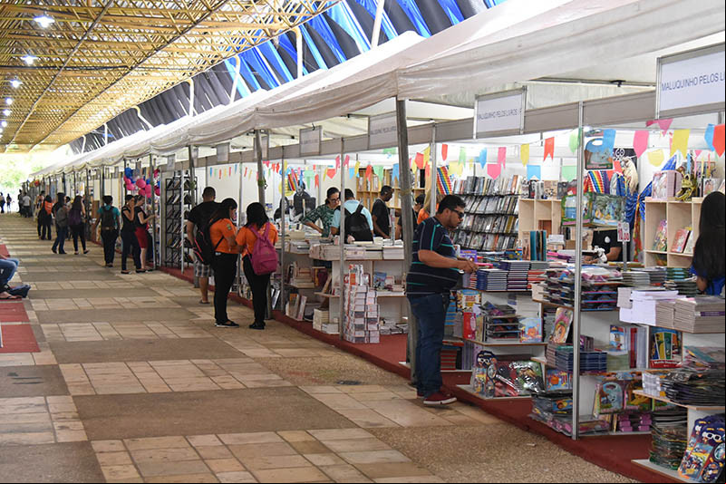 Salipi 2024: feira literária, palestras e shows seguem até próximo domingo (16)