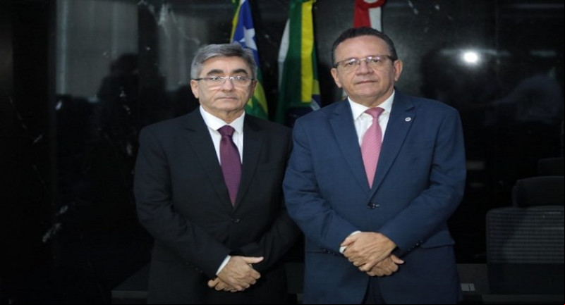 Desembargadores Ricardo Gentil e Sebastião Martins - (Divulgação TRE-PI )