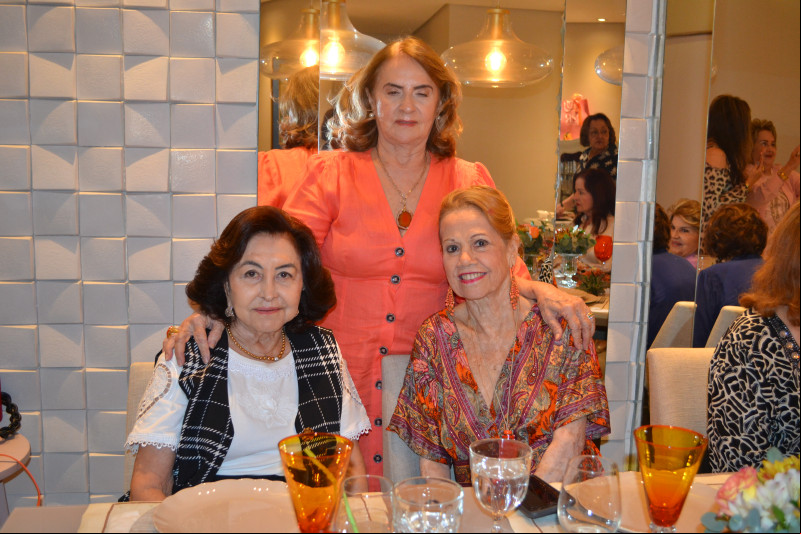 Clube do Chá - Bena Moura Santos - (Mauro Veras)