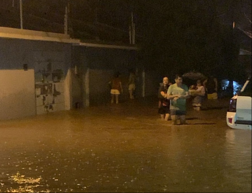 Chuva em Picos: cerca de 200 pessoas já foram resgatadas de áreas de risco e de alagamentos