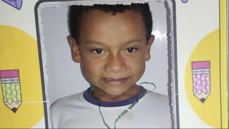 Criança de 7 anos morre atropelada após descer de ônibus escolar no Sul do Piauí