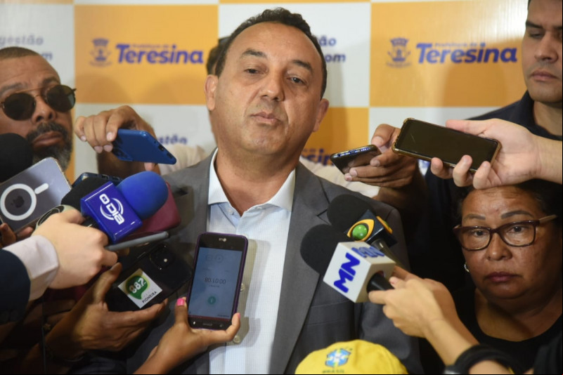 Secretário de Educação, Nouga Cardoso em entrevista na Prefeitura de Teresina - (Jailson Soares/ O DIA)