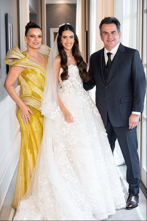 #Casamento - Um click da Eliane com os pais, o senador Ciro Nogueira e a empresária Iracema Portella. Chics!!! - (RICKY ARRUDA)