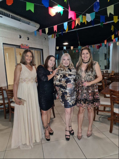 Posse - Um click com as queridas Aparecida Moraes, Maria José Rodrigues e Marinalda Oliveira. Chics!!! - (Luciêne Sampaio)