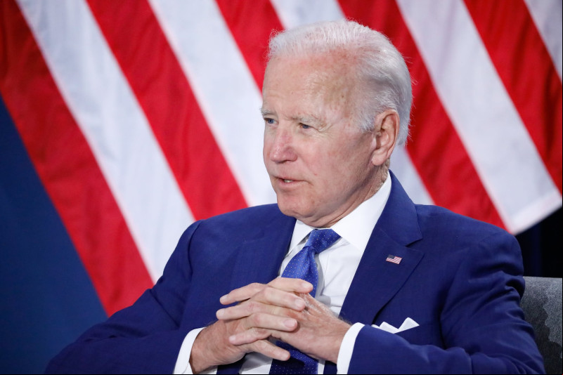 Joe Biden é diagnosticado com câncer de próstata com metástase óssea; entenda