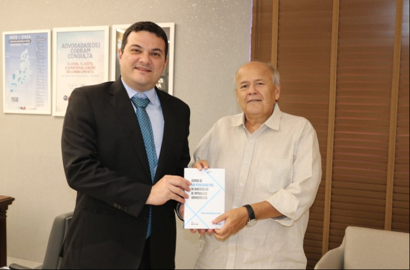 Homenagem na OAB - (Divulgação)
