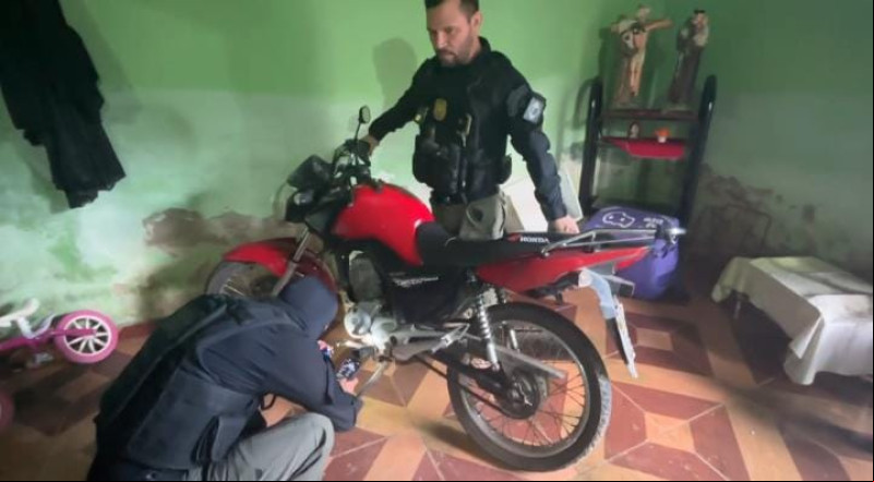 Moto apreendida durante Operação Rolezinho em Campo Maior - (Divulgação / Polícia Civil - PI)
