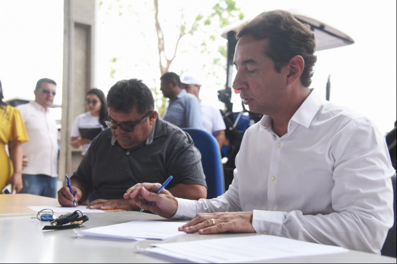 No Piauí, 33 cidades recebem máquinas para preparar terras antes do período chuvoso - (Jailson Soares / O DIA)