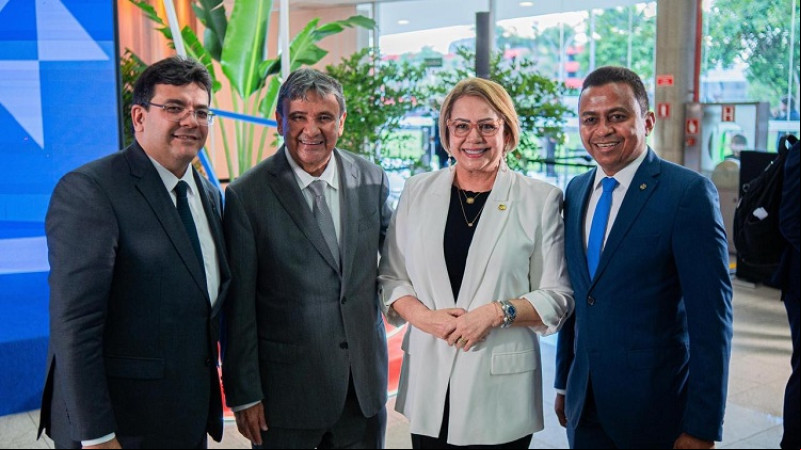 O governador Rafael Fonteles foi premiado no dia 29/4 representando o Governo do Piauí com o Troféu de primeiro lugar na categoria de Inclusão Socioeconômica