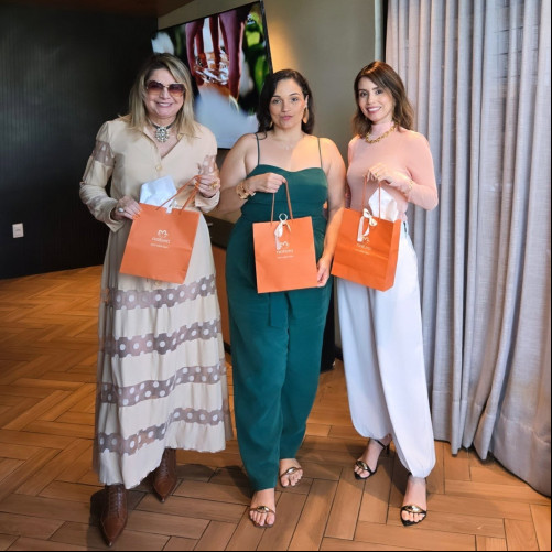 Almoço Dia das Mães com Sana Moraes e Poliana Santos da Natura na celebração de Dia das Mães com ação especial em Shopping de Teresina