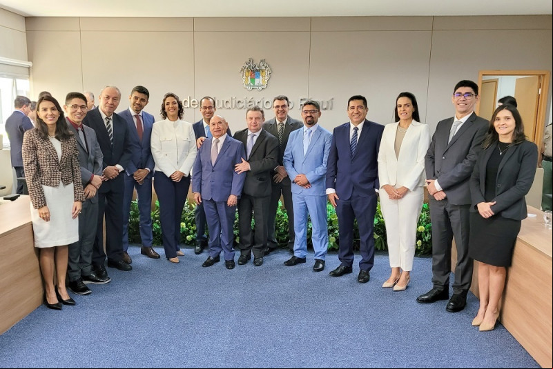 Em posse de novos juízes, presidente do TJPI pede humanização da Justiça