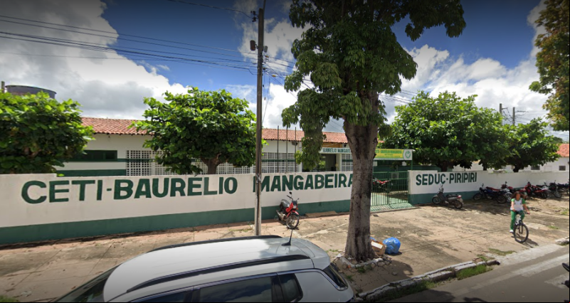 Forró substitui celulares e anima intervalos de escola no Piauí