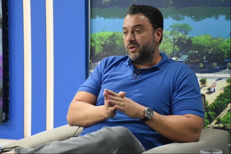 Átila Filho defende que candidato da oposição seja definido somente no final do ano