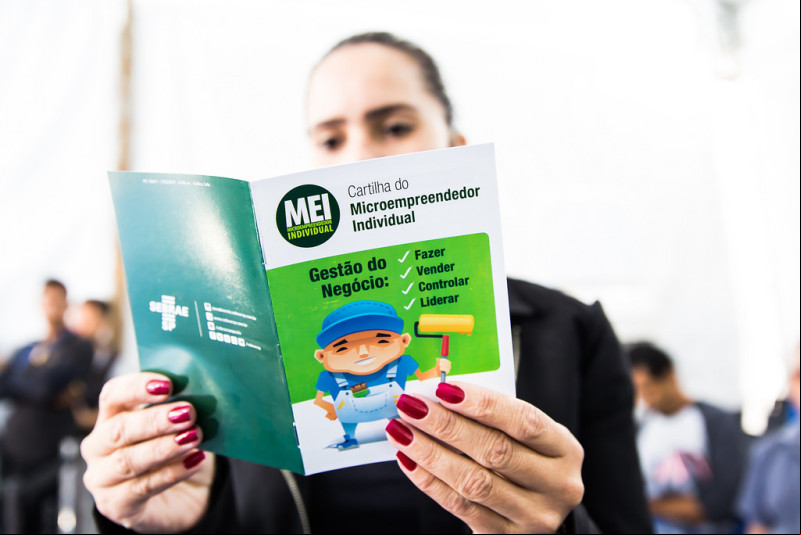 Os primeiros os para abertura de uma empresa no Brasil.