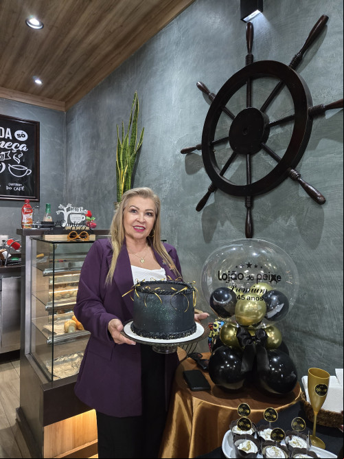 Parabéns para o Lojão do Peixe  - que completa 45 Anos no Mercado de Peixe no Piauí - e a frente do empreendimento a empresária by Marinalda Oliveira,
