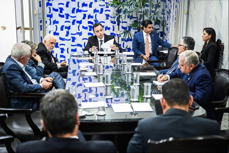 Reunião de líderes do senado - (Paulo Gontijo/Senado Federal)