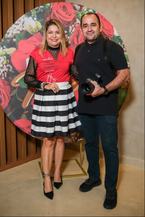 Um click do querido Fotógrafo das Estrelas - by Tbério Helio responsável pelos clicks do nosso evento Almoço Festivo - 'Mês das Mães'