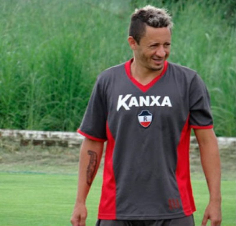 Ex-River e Flamengo-PI, meia Thiago Marabá morre aos 38 anos