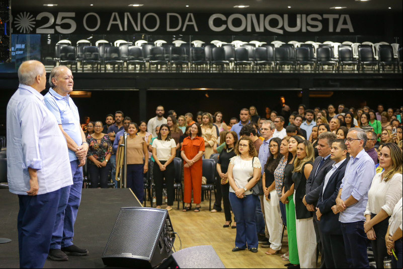 Charles da Silveira e Silvio Mendes - (Jailson Soares/O Dia)
