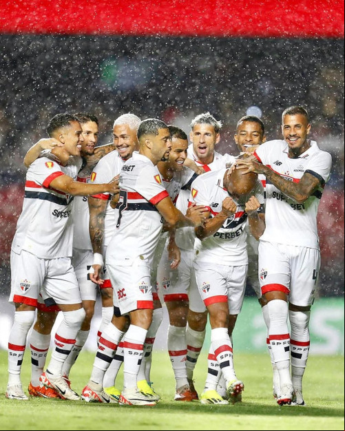 Tricolor estreia com boa vitória sobre Santo André - (Rubens Chiri/São Paulo)
