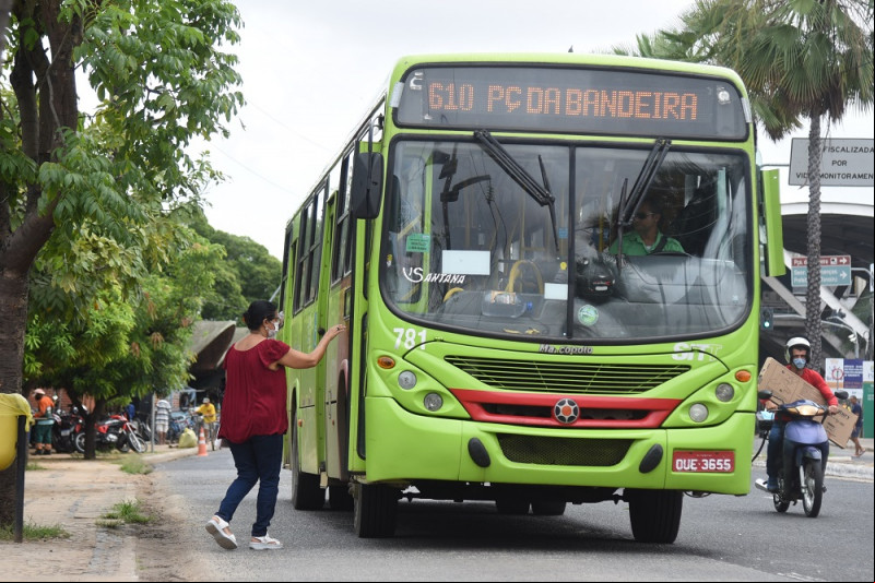 Mudanças nas rotas de ônibus do Centro de Teresina começam neste sábado (3); veja as alterações