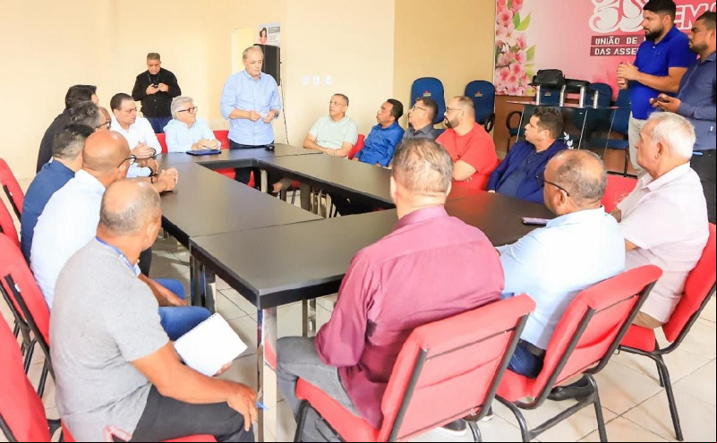 Frente Evangélica por Teresina é criada e declara apoio a Sílvio Mendes