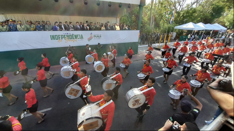 Desfile do 7 de Setembro em Teresina leva milhares de pessoas às ruas para comemorar a independência