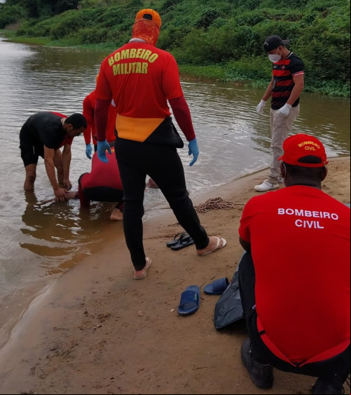 Adolescente morre afogado no Rio Poti - (Divulgação / Corpo de Bombeiros)