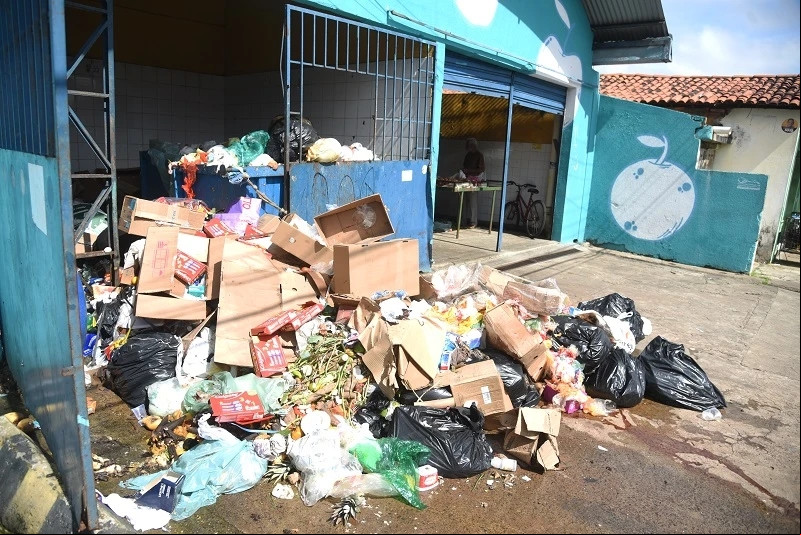 Contratação emergencial do lixo em Teresina é autorizada pela Justiça do Piauí