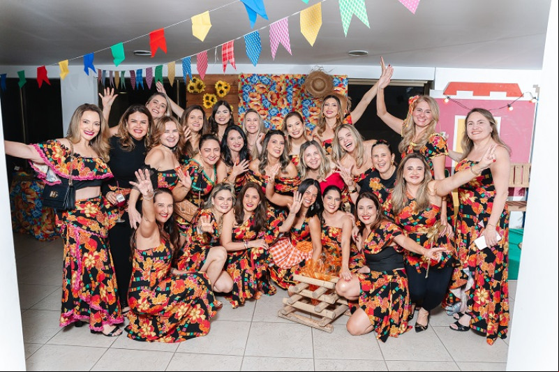 #Arraiá das GRANFINAS - Um click das queridas sócias @celinalages, @polyanamelo, @olivianogueira e @mariana_castelob, etc., em noite maravilhosa e animada. Chics!!! - (Arquivo Pessoal)