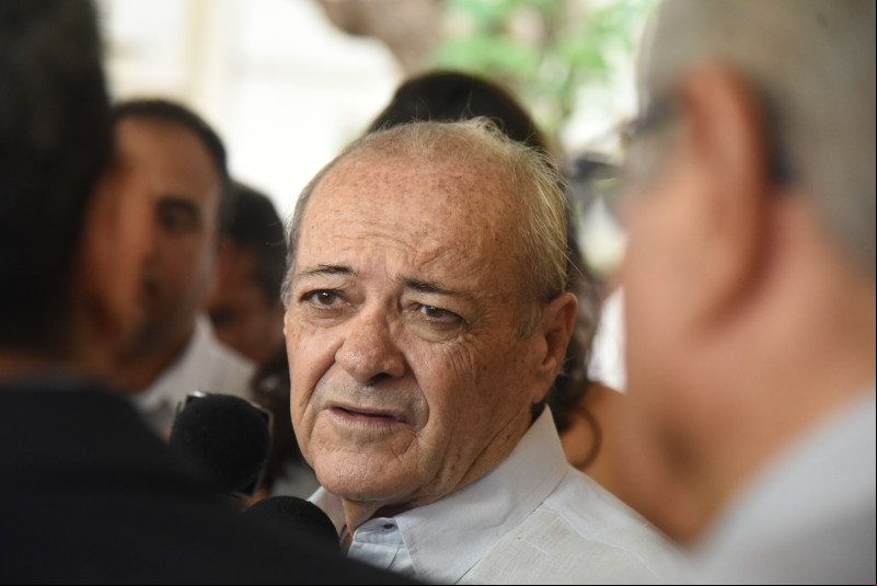 Sílvio Mendes explicou do que se trata o Projeto Acredita e como ele será implantado em Teresina - (Assis Fernandes / O DIA)