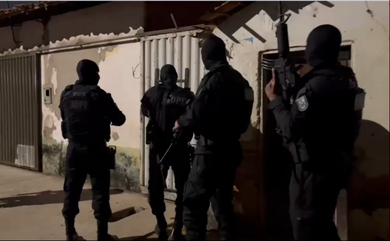 Foragido da Justiça é preso suspeito de integrar facção criminosa em Teresina