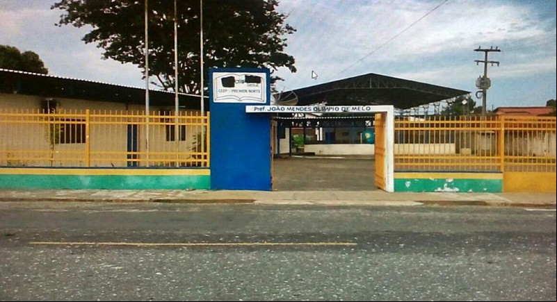 Adolescentes são detidos ao tentarem esfaquear aluno em escola na Zona Norte