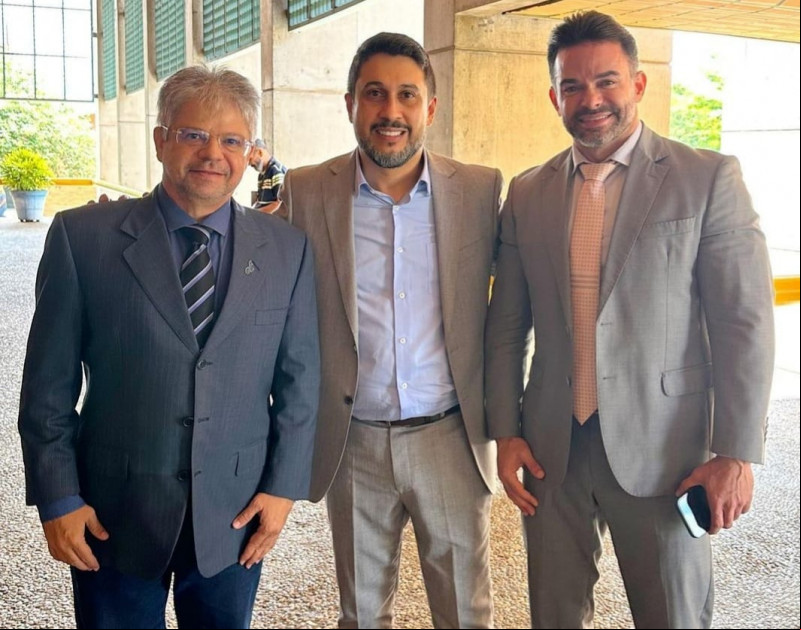 Telmo Neves em visita à ALEPI - (Reprodução rede sociais)