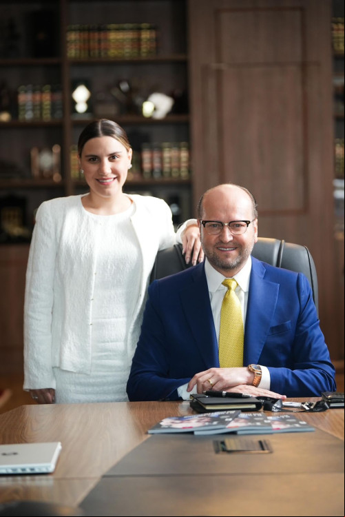 Em reconhecimento aos serviços prestados à comunidade piauiense o advogado Dr. Nelson Wilians recebe o Título de Cidadão Piauiense