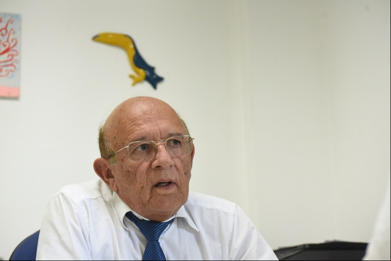 Edson Melo enaltece Venâncio e nega pedir expulsão de infiéis