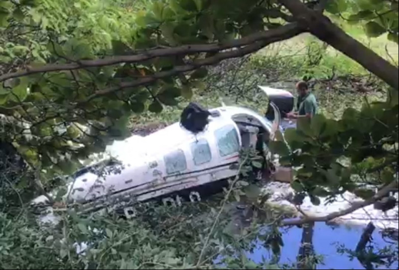 "A minha sorte foi que vi a lagoa e eu fui para ela", diz piloto de aeronave que caiu em Teresina