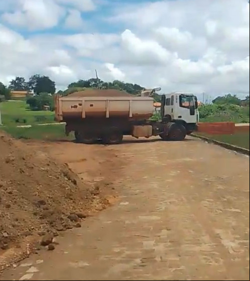 Caminhão da Prefeitura de Jatobá - (Reprodução / redes sociais )