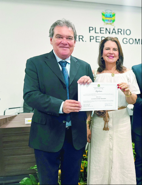 Diplomação - O juiz eleitoral da 16ª zona da cidade de União, Dr. José Eduardo Couto de Oliveira.
