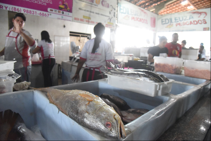 Preço do peixe aumenta no período da Quaresma; veja valores - (Assis Fernandes/O Dia)