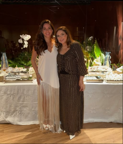 #Mãe&Filha - Parabéns para dermatologista Sabrina Santos!!! Comemora a data com a sua mãe Léa Dantas Santos. Chics!!! - (Arquivo Pessoal)