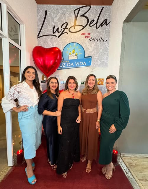 #Dia dos Namorados - Um click das queridas Diana Ponte, Marli Peres, Mônica Diniz, Cris Diniz e Andréa Facchinetti em tarde de apresentação da Coleção Dia dos Namorados @luzbelavelaria. Chics!!! - (Arquivo Pessoal)