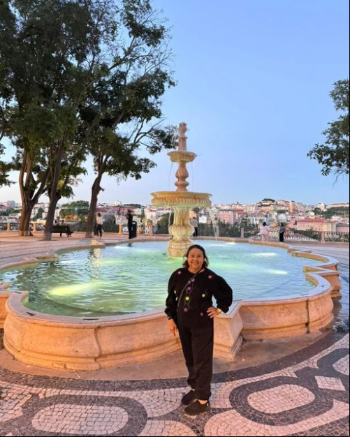 #Europa - Um click da querida Lenir Leite, que está em Miradouro São Pedro de Alcântara · Lisboa, Portugal. Chics!!! - (Divulgação)